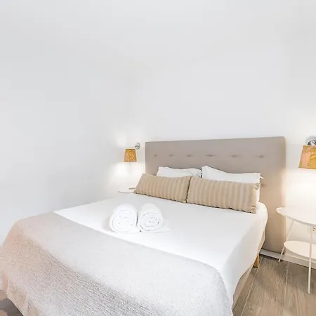 In - Ribeira Center - 5 Apartamento *